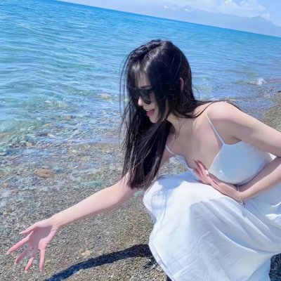 四月的女儿海报