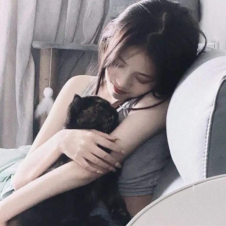 求爱俗辣海报
